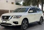 *Nissan Pathfinder 2017 Platinum Panoramic Excellent Condition*