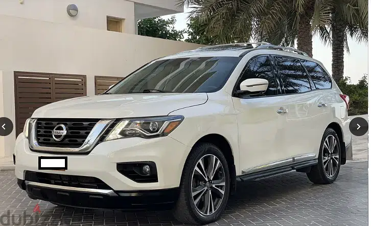 *Nissan Pathfinder 2017 Platinum Panoramic Excellent Condition*