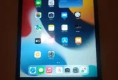 *Ipad mini 4, 64gb Original used*