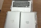 *Apple MacBook Air*