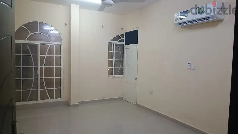 شقة كبيرة للايجار Large apartment for rent*