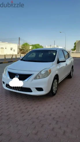 *Nissan Versa 2012*